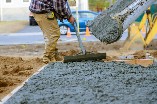 Best Commercial Concrete Services in Laguna Heights, TX
